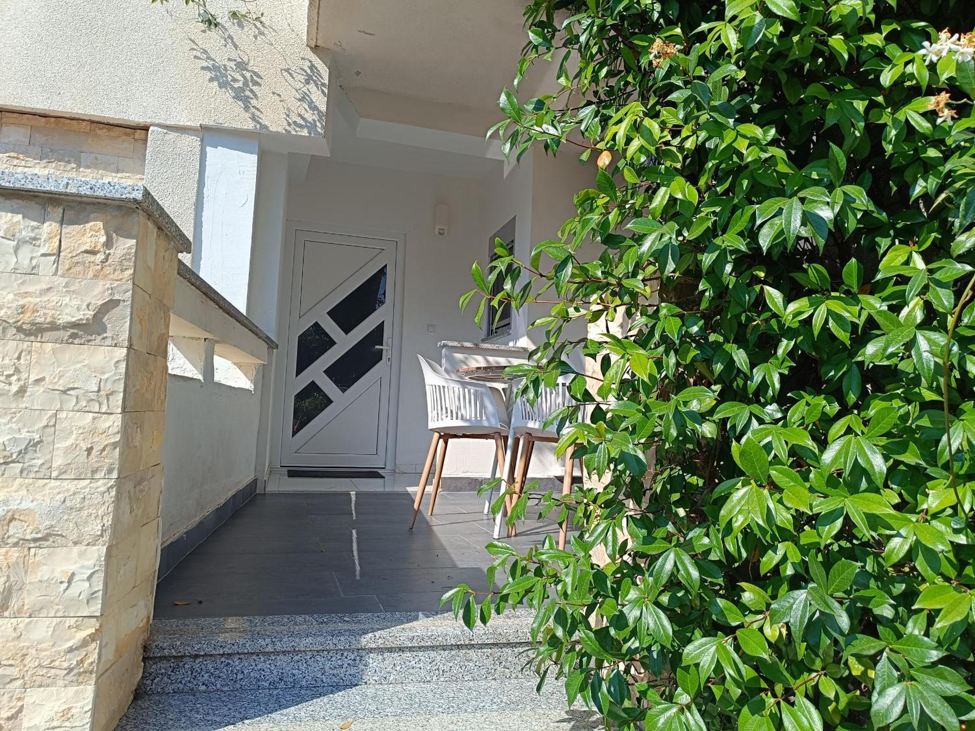 Apartmani Emilio Novalja Buitenkant foto